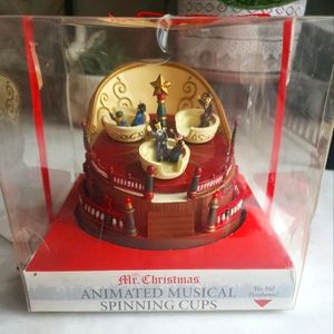 Mr. Christmas 🎄 animated musical spinning cups works!